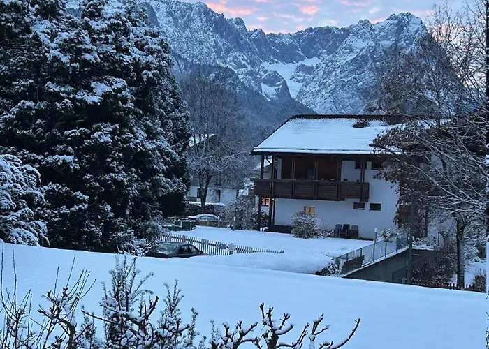 Bergfeuer 아파트 *